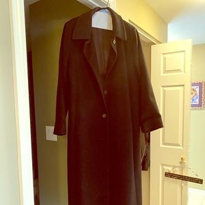 Women’s black cashmere dress coat